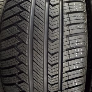 Sailun Atrezzo 4Seasons Pro 245/40 R18 97W