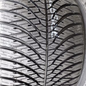 Yokohama BluEarth-4S AW21 XL 235/45 R20 100W